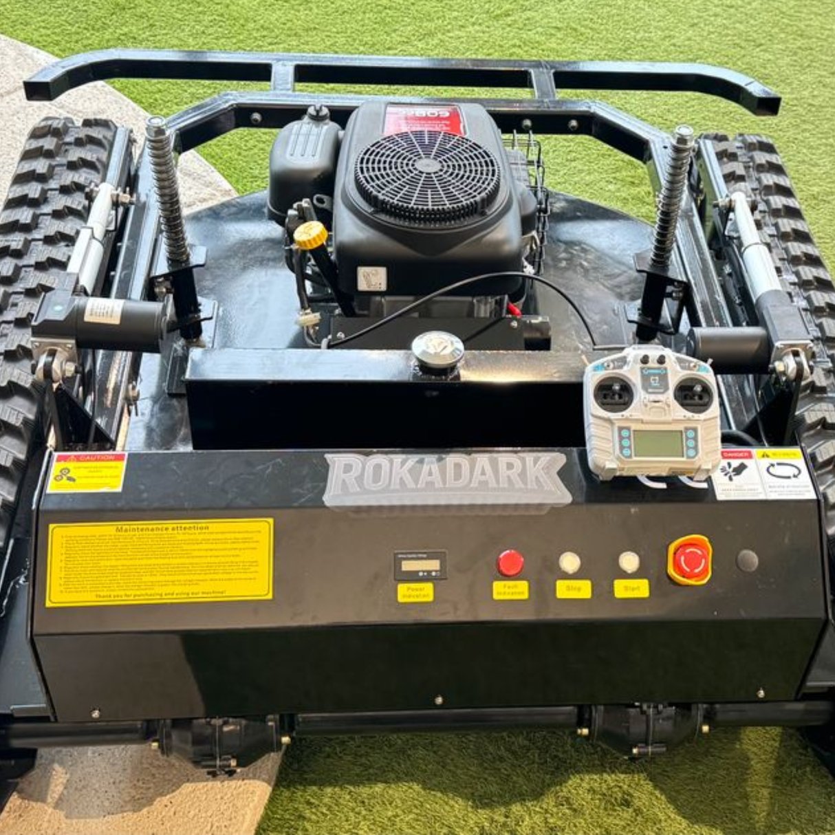 Tondeuse à chenilles télécommandée hybride ROKADARK