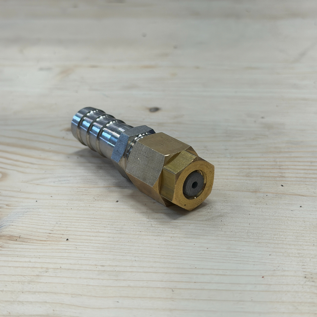 Boquillas de carburo de tungsteno de 2,5 mm.