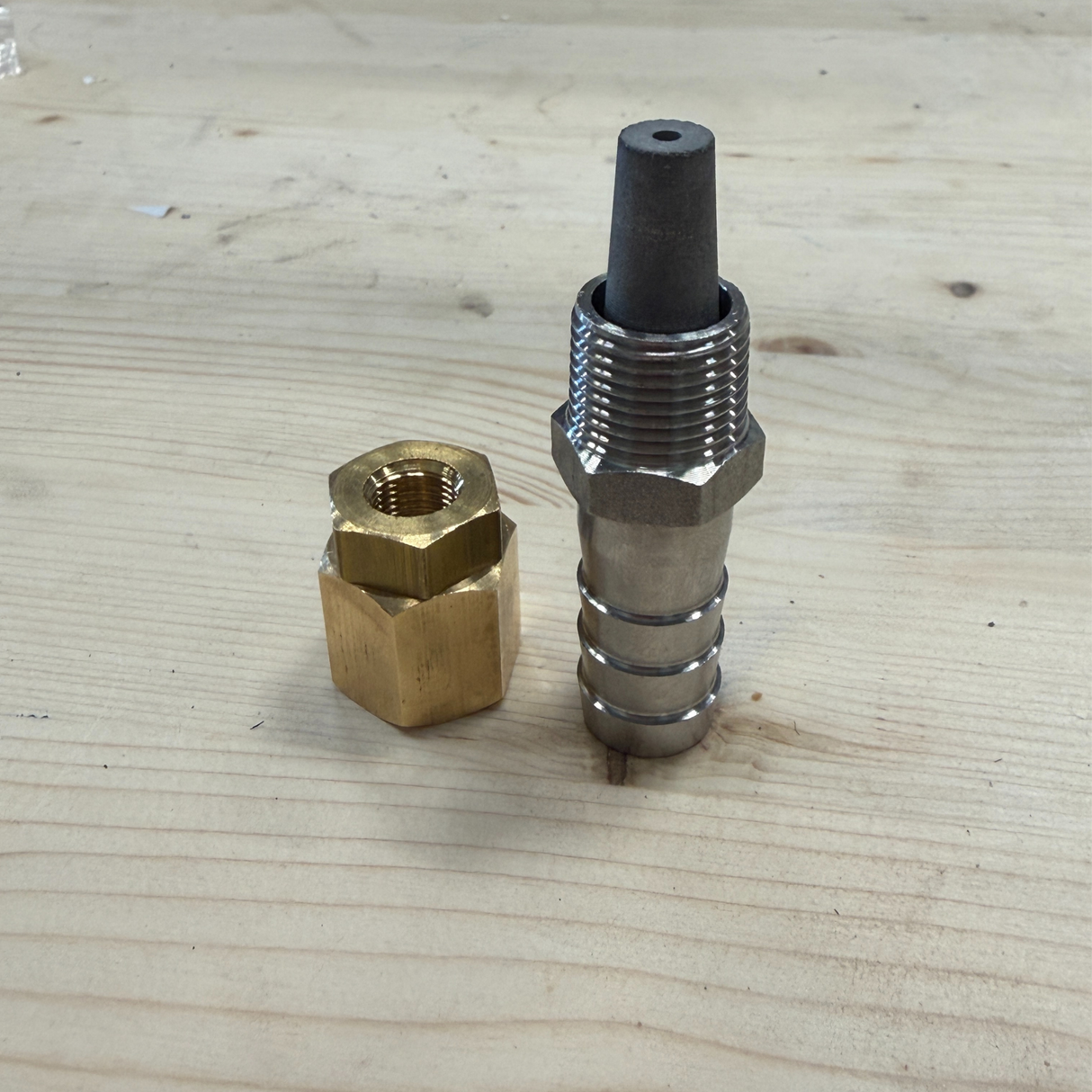 Boquillas de carburo de tungsteno de 2,5 mm.