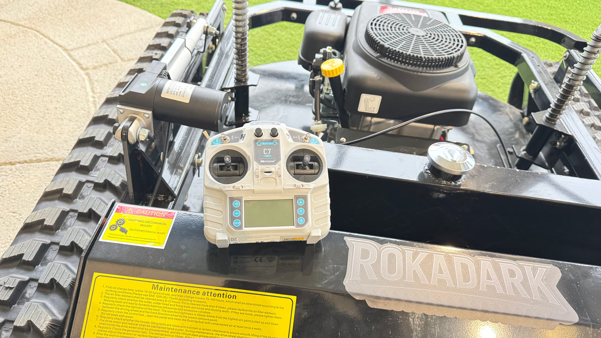 Tondeuse à chenilles télécommandée hybride ROKADARK