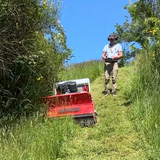 Tondeuse Débroussailleuse à Chenilles Télécommandée Hybride – ROKAVADOR